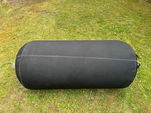 Huge avon fendequip inflatable - huge,