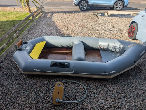 Avon dingy inflatable boat - avon,
